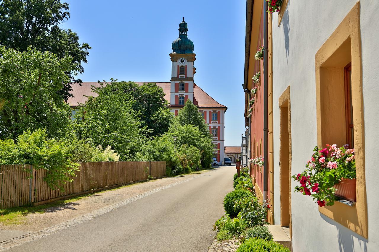 Hotel Kloster-Gasthof Speinshart Eschenbach in der Oberpfalz Екстериор снимка